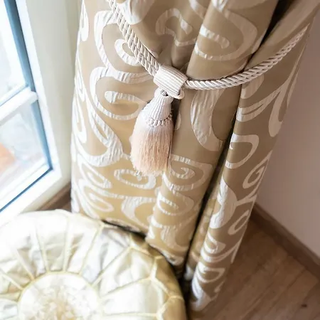 Golding - Flat 1 Dresde